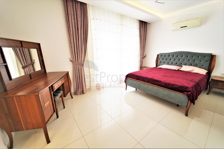 ضمن مجمع فاخر وانيق - دوبلكس مفروشة - تصميم 3 غرف وصالة - في مركز الانيا 