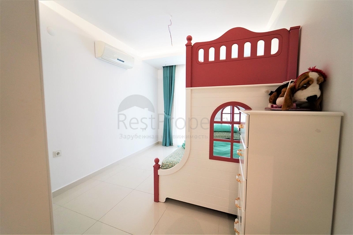 ضمن مجمع فاخر وانيق - دوبلكس مفروشة - تصميم 3 غرف وصالة - في مركز الانيا 