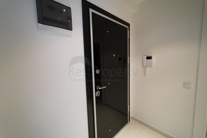 ضمن مجمع فاخر وانيق - دوبلكس مفروشة - تصميم 3 غرف وصالة - في مركز الانيا 