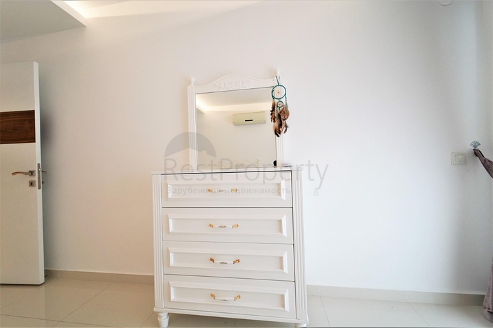 ضمن مجمع فاخر وانيق - دوبلكس مفروشة - تصميم 3 غرف وصالة - في مركز الانيا 