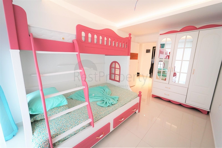 ضمن مجمع فاخر وانيق - دوبلكس مفروشة - تصميم 3 غرف وصالة - في مركز الانيا 