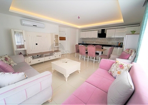 ضمن مجمع فاخر وانيق - دوبلكس مفروشة - تصميم 3 غرف وصالة - في مركز الانيا 