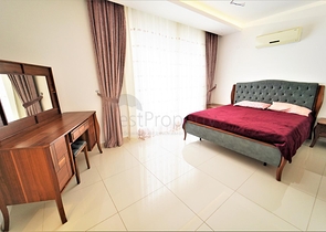 ضمن مجمع فاخر وانيق - دوبلكس مفروشة - تصميم 3 غرف وصالة - في مركز الانيا 