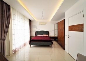 ضمن مجمع فاخر وانيق - دوبلكس مفروشة - تصميم 3 غرف وصالة - في مركز الانيا 