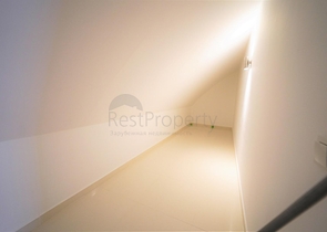 ضمن مجمع فاخر وانيق - دوبلكس مفروشة - تصميم 3 غرف وصالة - في مركز الانيا 