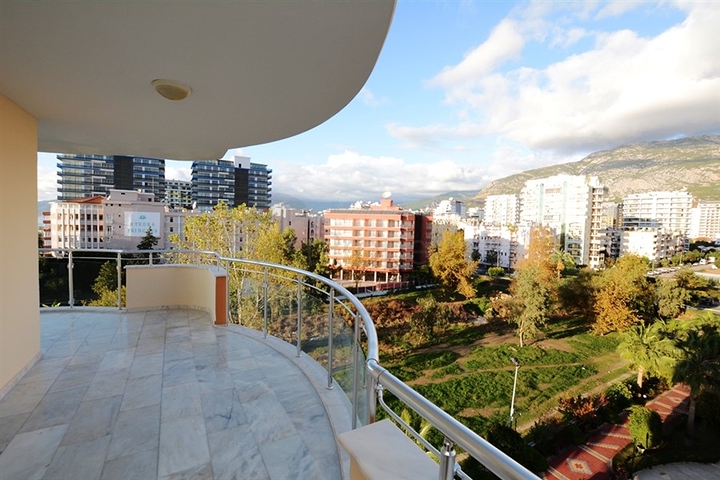 اطلالة بحر مباشرة - شقة واسعة 140 متر - تصميم 2+1 - مهموتلار / الانيا