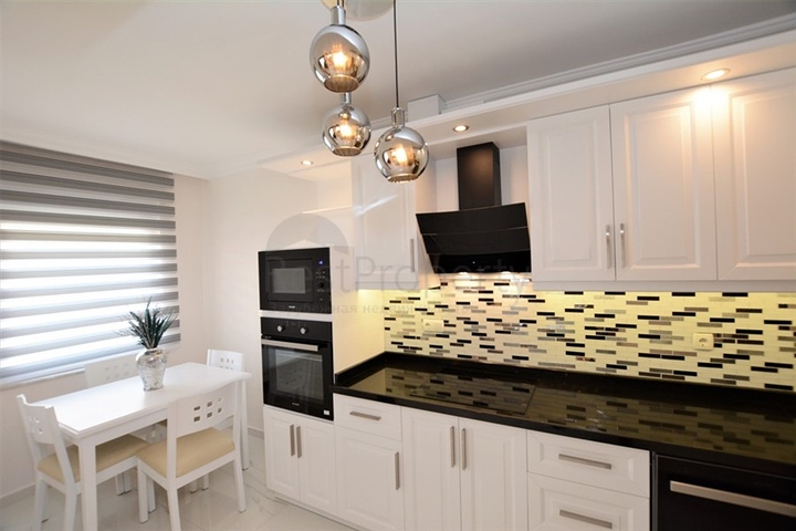 اطلالة بحر مباشرة - شقة واسعة 140 متر - تصميم 2+1 - مهموتلار / الانيا