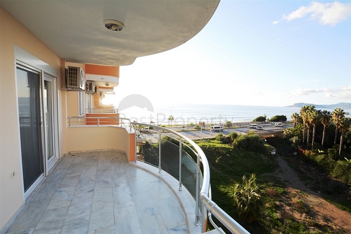 اطلالة بحر مباشرة - شقة واسعة 140 متر - تصميم 2+1 - مهموتلار / الانيا