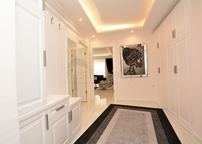 اطلالة بحر مباشرة - شقة واسعة 140 متر - تصميم 2+1 - مهموتلار / الانيا