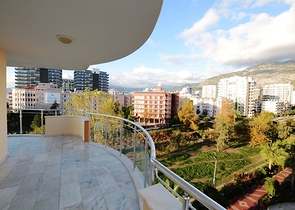 اطلالة بحر مباشرة - شقة واسعة 140 متر - تصميم 2+1 - مهموتلار / الانيا