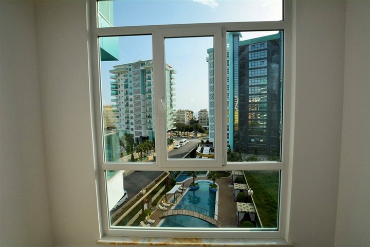 على مسافة 100 متر من البحر - مجمع 5 نجوم - شقة 1+1 في مهموتلار / الانيا