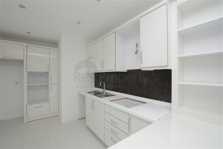 مجمع بخدمات 5 نجوم - قريب من البحر - شقة غرفة وصالة - مهموتلار / الانيا 