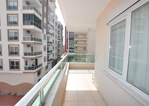 شقة مؤثثة - تصميم 1+1 - ضمن مجمع سكني - مهموتلار / الانيا