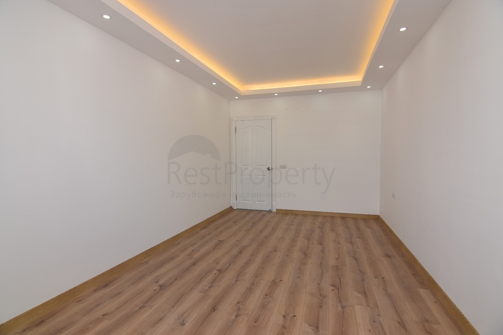 100 متر الى البحر - شقة واسعة 2 غرفة وصالة - في مهوتلار / الانيا 