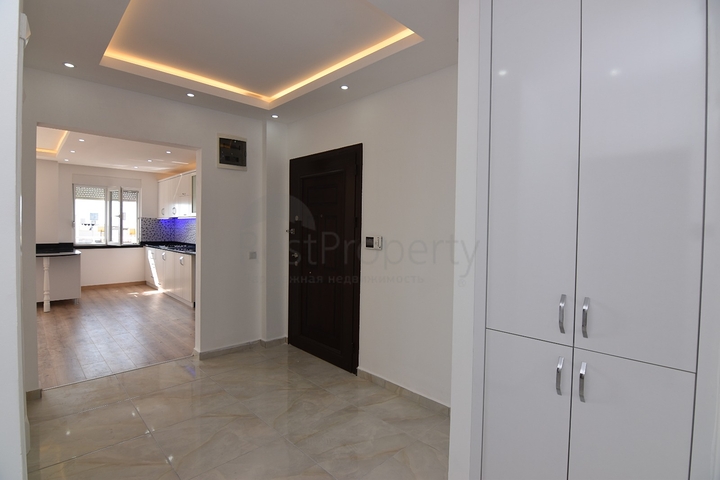 100 متر الى البحر - شقة واسعة 2 غرفة وصالة - في مهوتلار / الانيا 