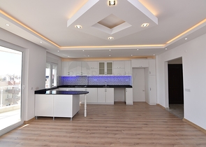 100 متر الى البحر - شقة واسعة 2 غرفة وصالة - في مهوتلار / الانيا 