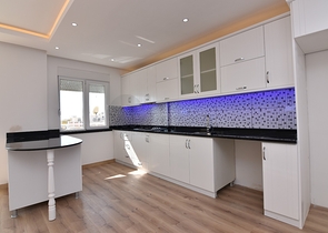 100 متر الى البحر - شقة واسعة 2 غرفة وصالة - في مهوتلار / الانيا 