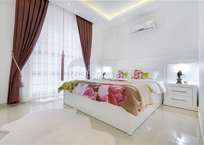 منطقة راقية - شقة واسعة من تصميم غرفة وصالة - مجمع انيق - اوبا / الانيا 