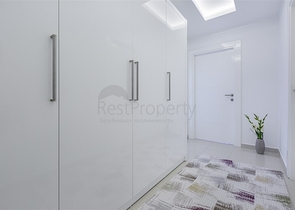 منطقة راقية - شقة واسعة من تصميم غرفة وصالة - مجمع انيق - اوبا / الانيا 