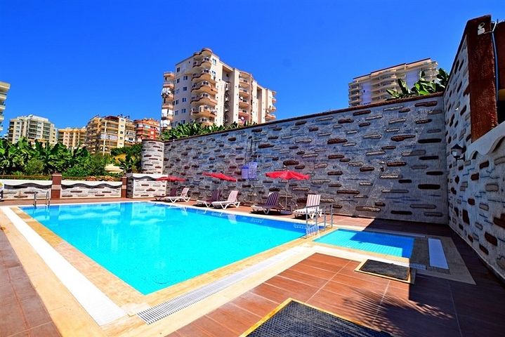 شقة مفروشة غرفة وصالة - ضمن مجمع سكني - مهموتلار / الانيا 