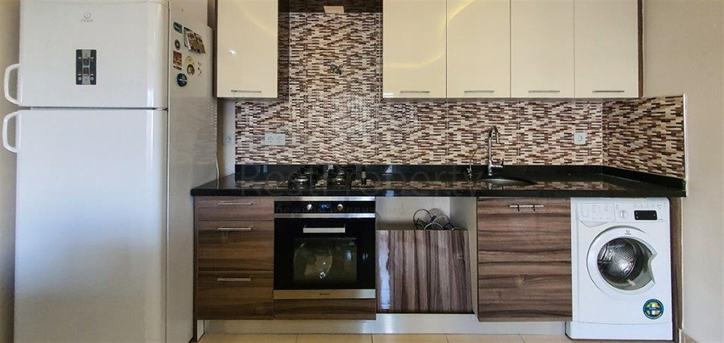 شقة مفروشة غرفة وصالة - ضمن مجمع سكني - مهموتلار / الانيا 