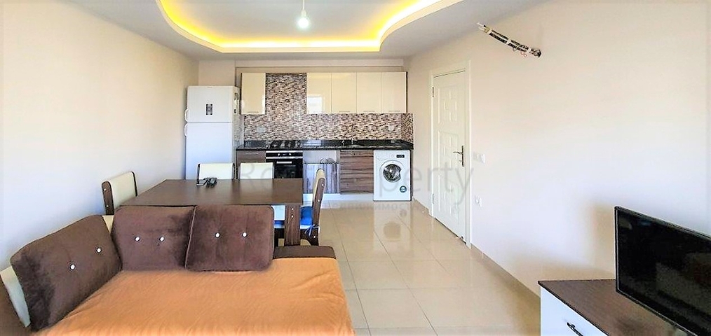 شقة مفروشة غرفة وصالة - ضمن مجمع سكني - مهموتلار / الانيا 