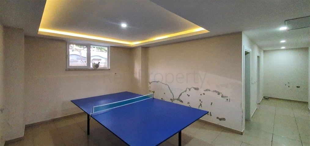 شقة مفروشة غرفة وصالة - ضمن مجمع سكني - مهموتلار / الانيا 