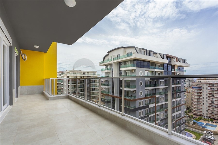 شقة عائلية  -4 غرف وصالة- مطبخ منفصل - مجمع سكني حديث - مهموتلار /الانيا 