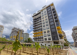 شقة عائلية  -4 غرف وصالة- مطبخ منفصل - مجمع سكني حديث - مهموتلار /الانيا 