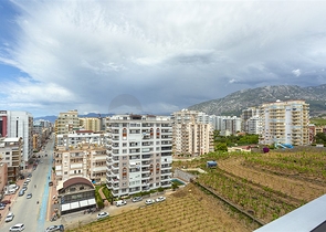 شقة عائلية  -4 غرف وصالة- مطبخ منفصل - مجمع سكني حديث - مهموتلار /الانيا 