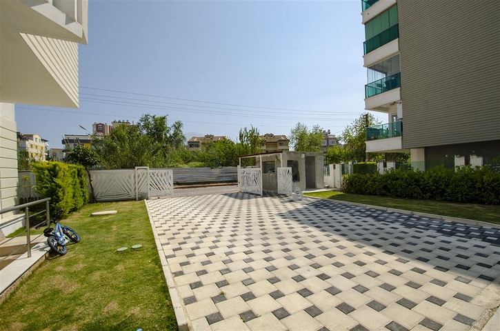 شقق واسعة 2 + 1 في وسط لارا أنطاليا