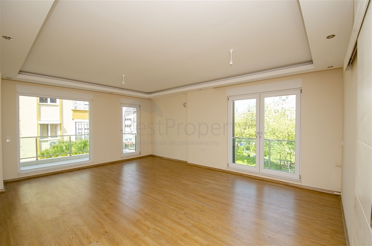 شقق واسعة 2 + 1 في وسط لارا أنطاليا