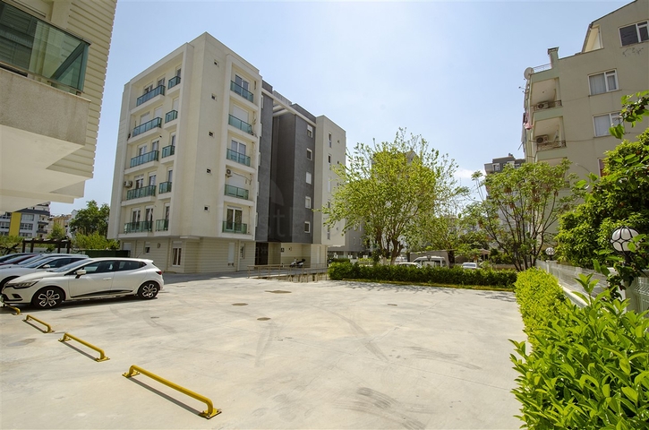 شقق واسعة 2 + 1 في وسط لارا أنطاليا