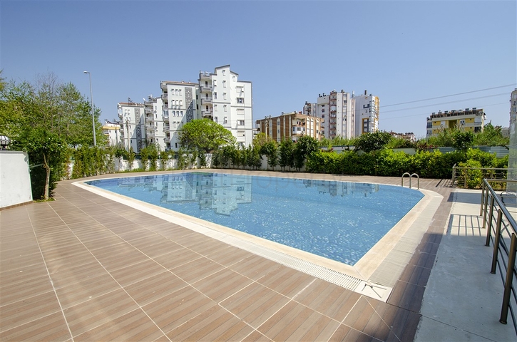 شقق واسعة 2 + 1 في وسط لارا أنطاليا