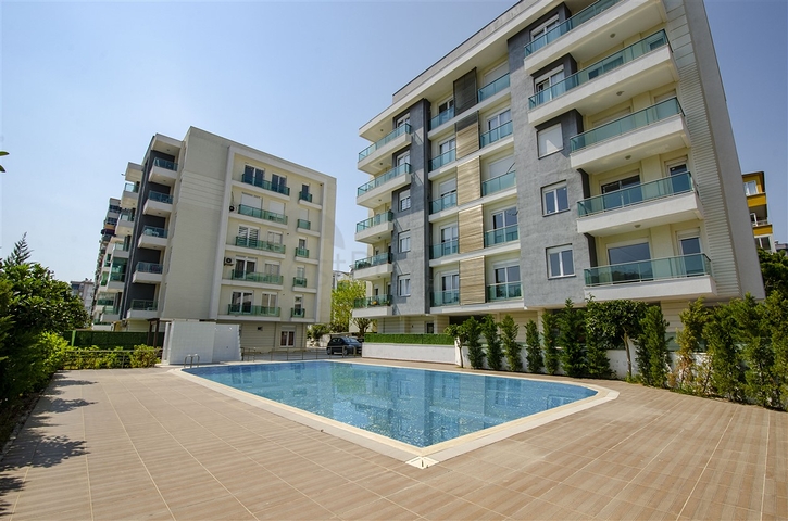 شقق واسعة 2 + 1 في وسط لارا أنطاليا