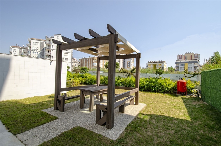 شقق واسعة 2 + 1 في وسط لارا أنطاليا