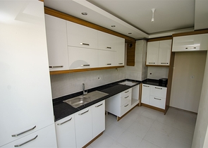 شقق واسعة 2 + 1 في وسط لارا أنطاليا