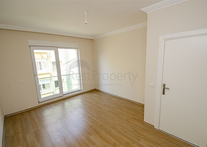 شقق واسعة 2 + 1 في وسط لارا أنطاليا