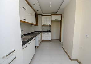 شقق واسعة 2 + 1 في وسط لارا أنطاليا