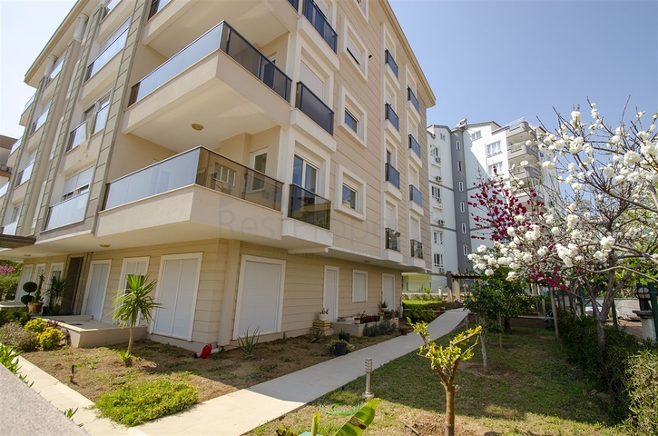 شقق 2 + 1 و 3 + 1 في مجمع بالقرب من شلال دودان في لارا