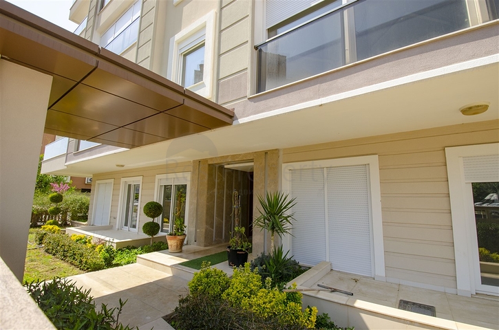 شقق 2 + 1 و 3 + 1 في مجمع بالقرب من شلال دودان في لارا