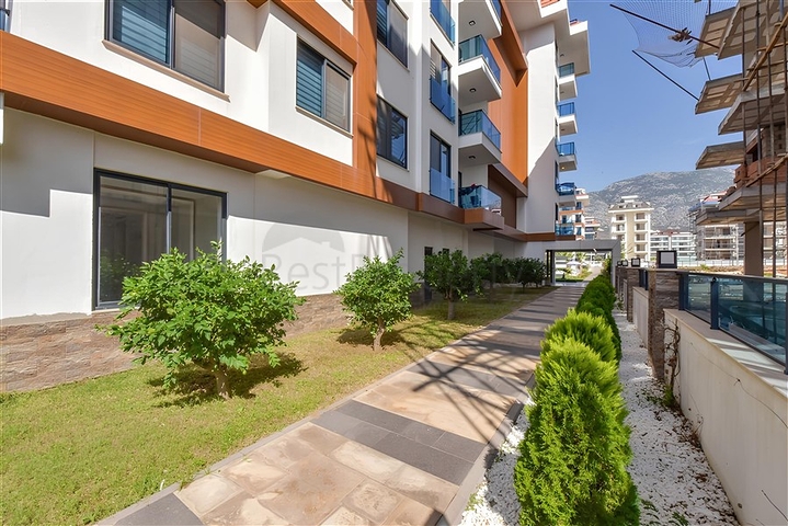 اطلالة بحر مباشرة - مجمع قيد الانشاء - في كاستل / الانيا 