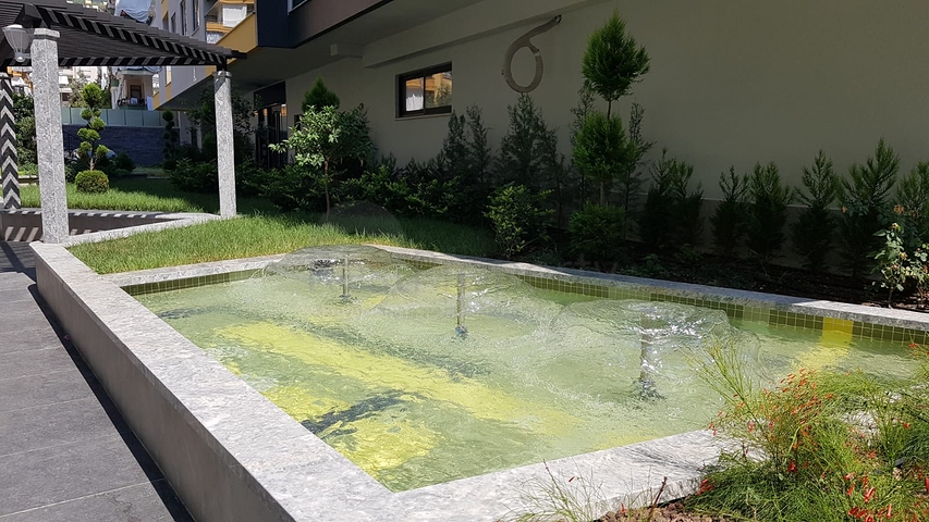 شقة 3 غرف وصالة - مطبخ منفصل - مجمع حديث في مركز الانيا 