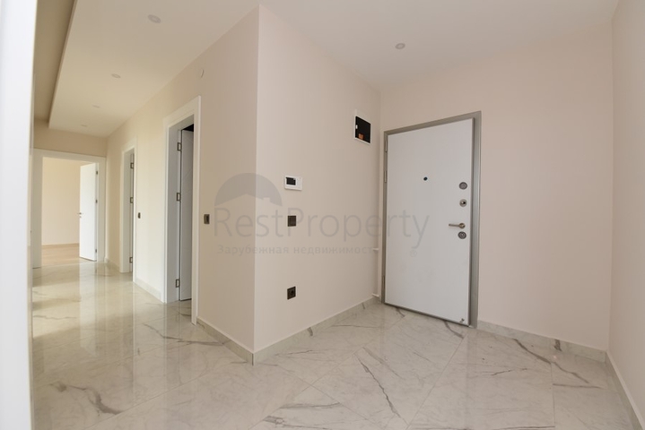 شقة 3 غرف وصالة - مطبخ منفصل - مجمع حديث في مركز الانيا 