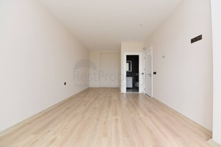 شقة 3 غرف وصالة - مطبخ منفصل - مجمع حديث في مركز الانيا 