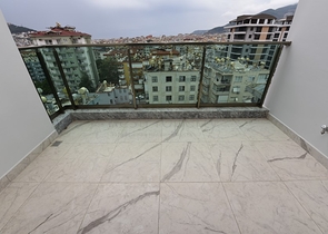 شقة 3 غرف وصالة - مطبخ منفصل - مجمع حديث في مركز الانيا 