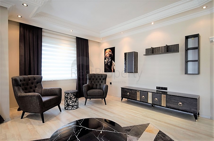 سعر مناسب - شقة غرفتين وصالة - جانب الجامعة - في منطقة جيكجلي / الانيا 