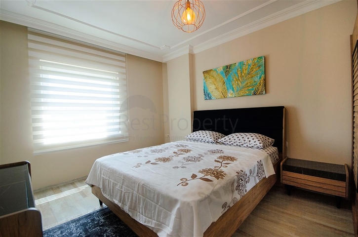 سعر مناسب - شقة غرفتين وصالة - جانب الجامعة - في منطقة جيكجلي / الانيا 