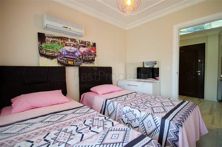 سعر مناسب - شقة غرفتين وصالة - جانب الجامعة - في منطقة جيكجلي / الانيا 