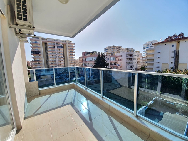 مجمع سكني حديث وقريب من البحر - شقة واسعة 1+1 - مفروشة - في مهموتلار / الانيا 